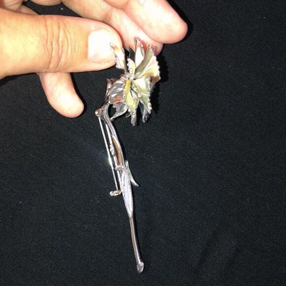 Vintage Silver Tone with Matte Color Three Rhinestones Carnation Brooch - Picture 6 of 9